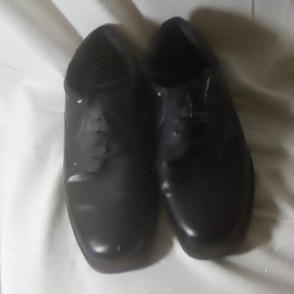 Men's dress shoes size 11 BLACK DRESS SHOES - Picture 1 of 5